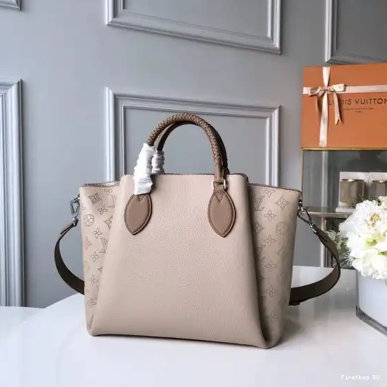 Firstbag Bag Vuitton Haumea Louis 0506